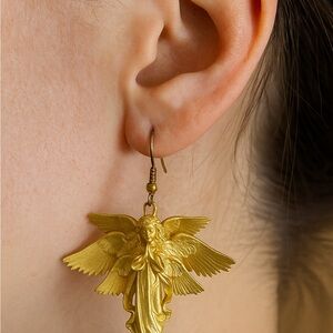 Aged Gold Angel Earrings Vintage Look Six Wings Baroque‎ Style Dangle new